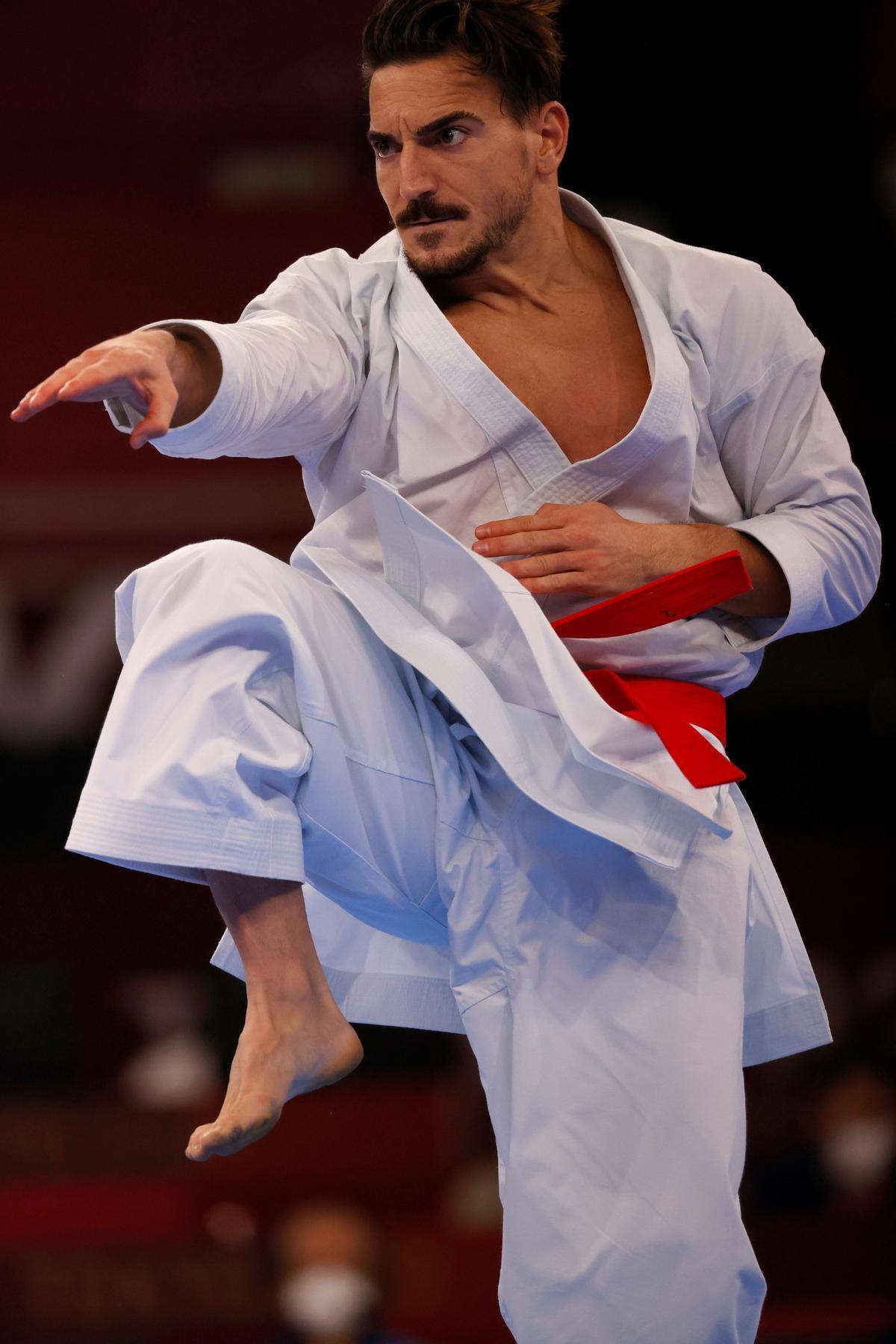 Damián Quintero, medalla de plata en kárate