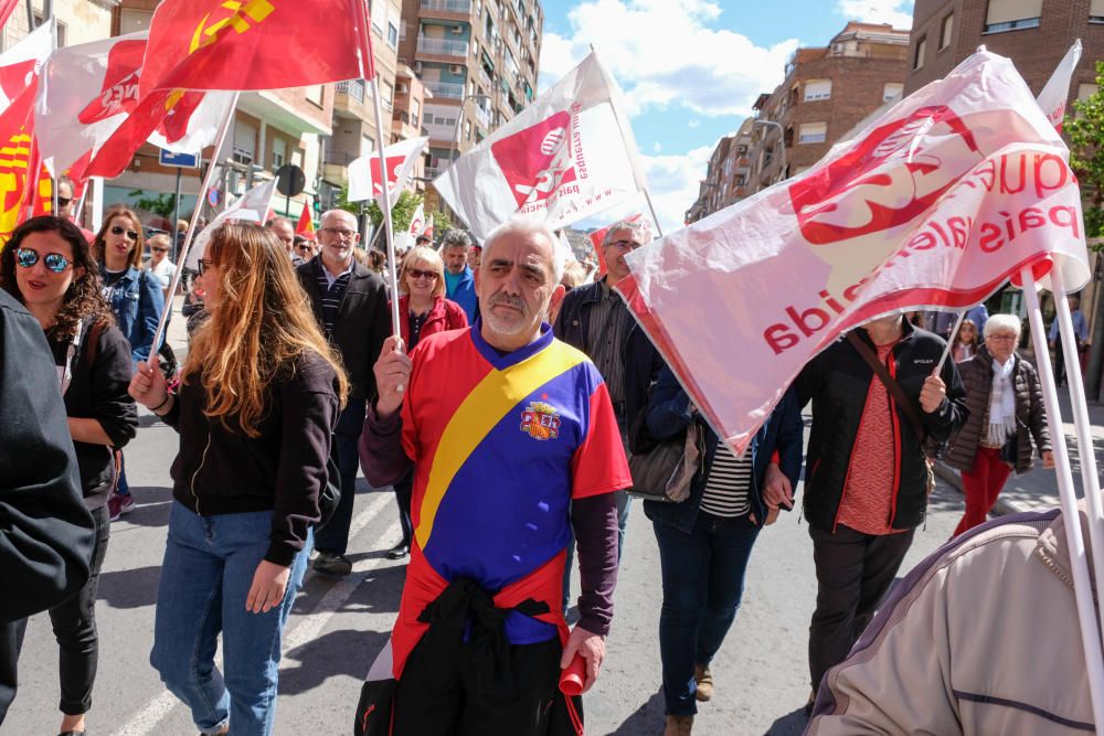La manifestación del Primero de Mayo saca a la calle a 3.000 personas en Elche