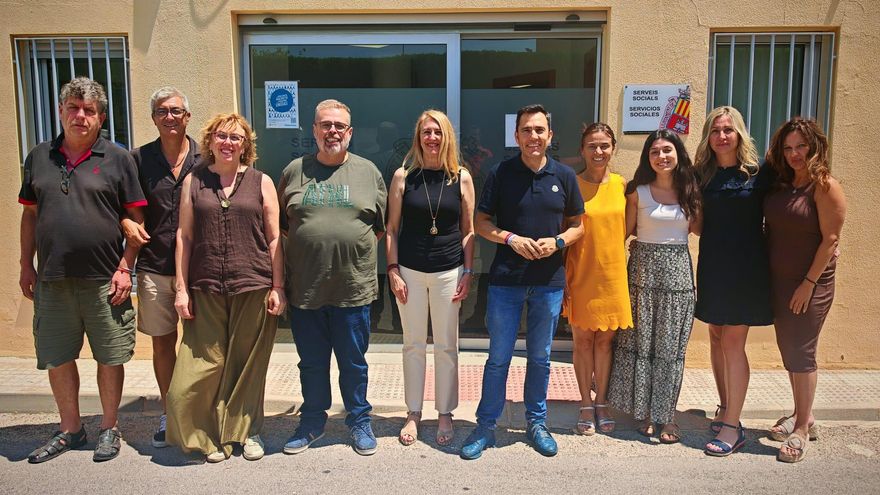 Canet completa por primera vez su plantilla de Servicios Sociales