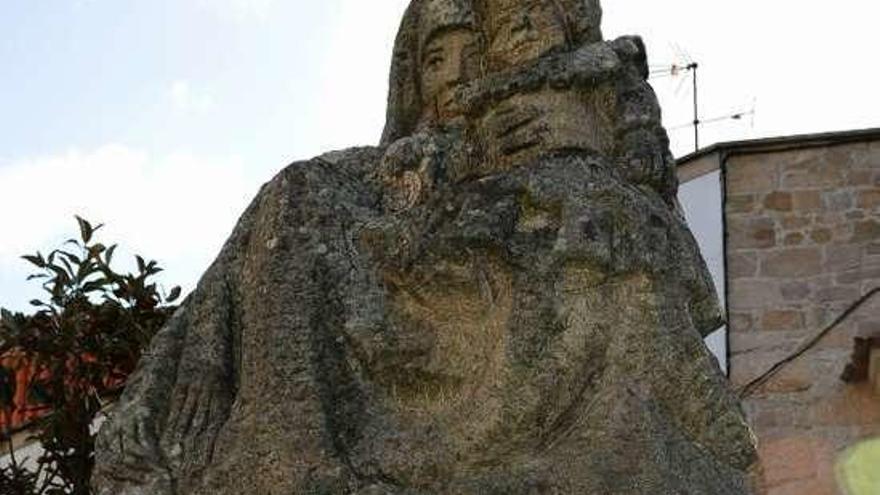 Monumento de &quot;A Naiciña&quot;, en Cambados. // I.Abella