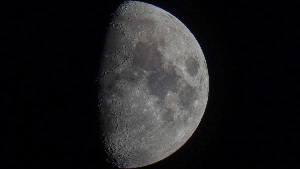 Nuevo eclipse: La Luna quedará oculta de madrugada y las nubes decidirán cuánto se verá desde A Coruña