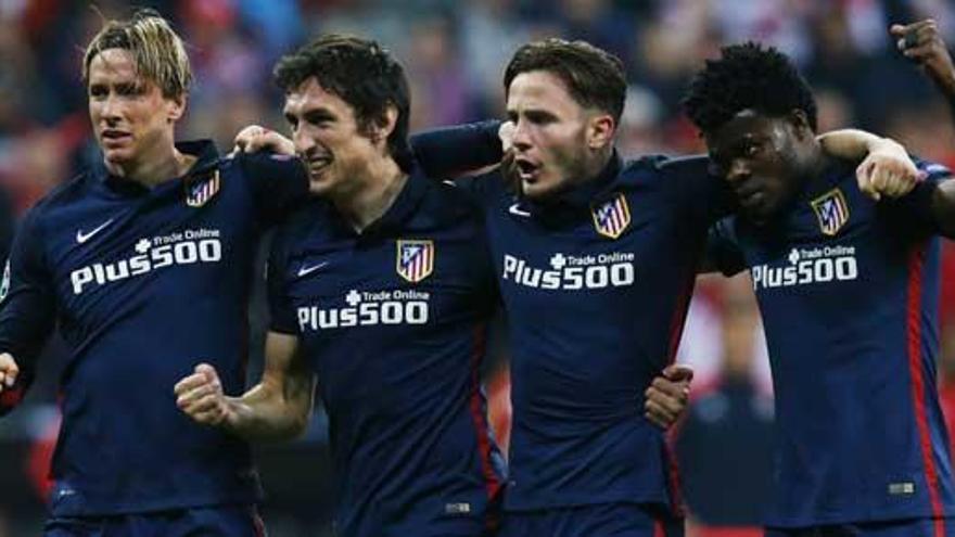 Los jugadores del Atlético de Madrid celebran su pase a la final de la Champions