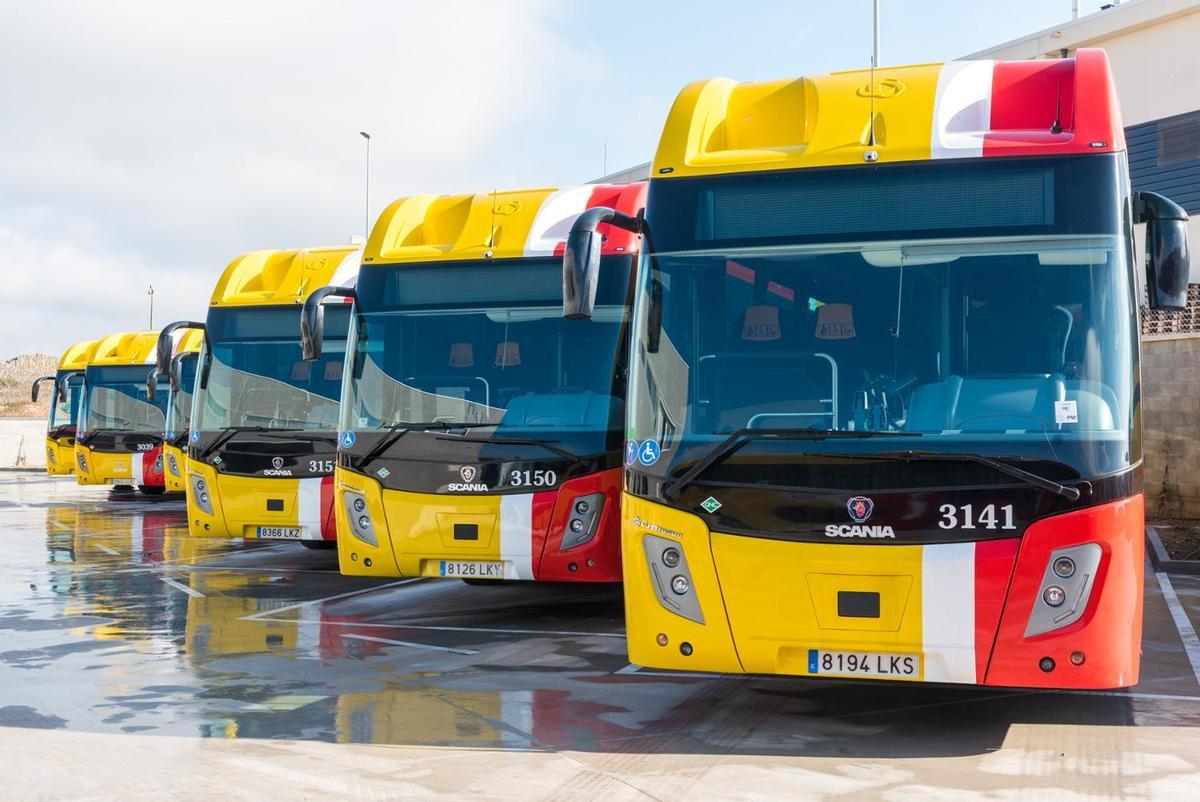 Hochmoderne Flotte: TIB-Busse auf einem Stellplatz