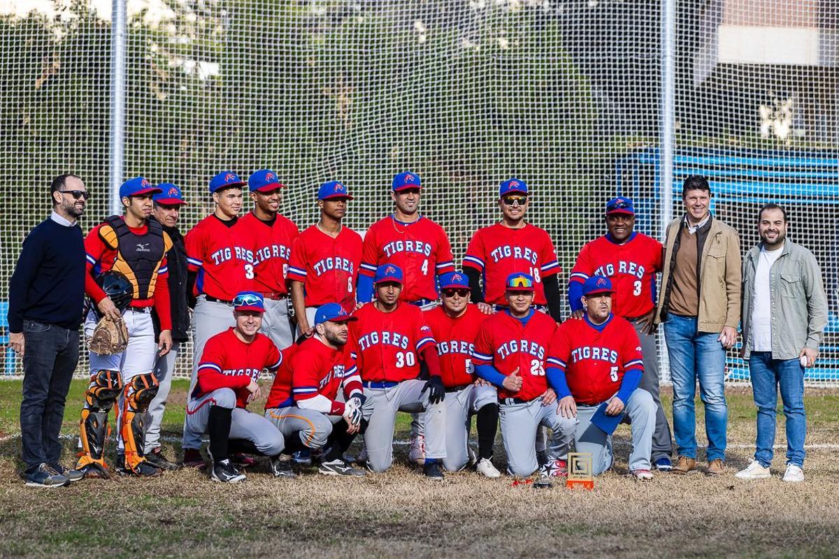 Tigres de Gandia, también usuario de la mejorada instalación