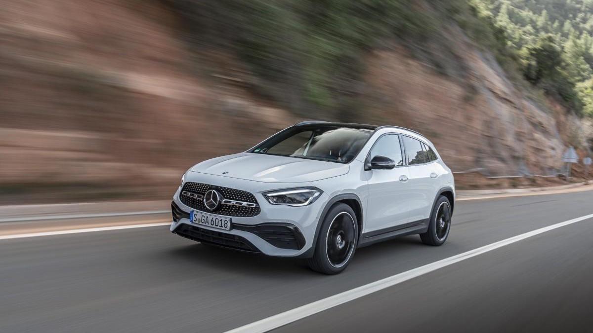 El nuevo Mercedes-Benz GLA 2020 refuerza su carácter