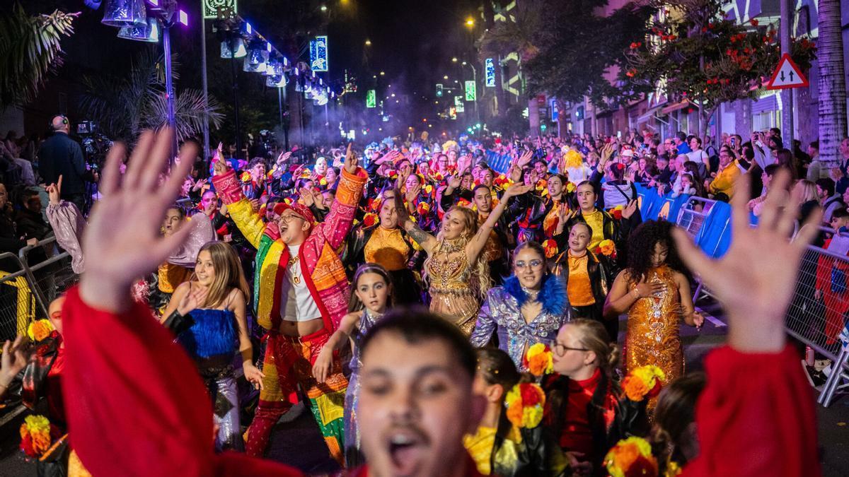 Cabalgata anunciadora del Carnaval de Santa Cruz de Tenerife 2026