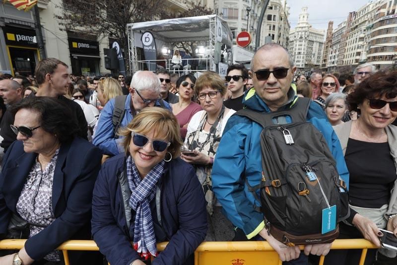 Búscate en la mascletà del 5 de marzo