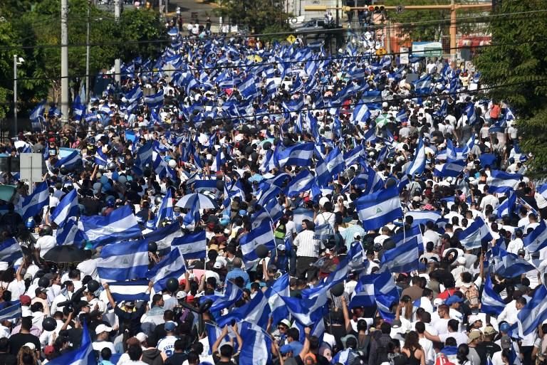 Multitudinaria marcha en Nicaragua