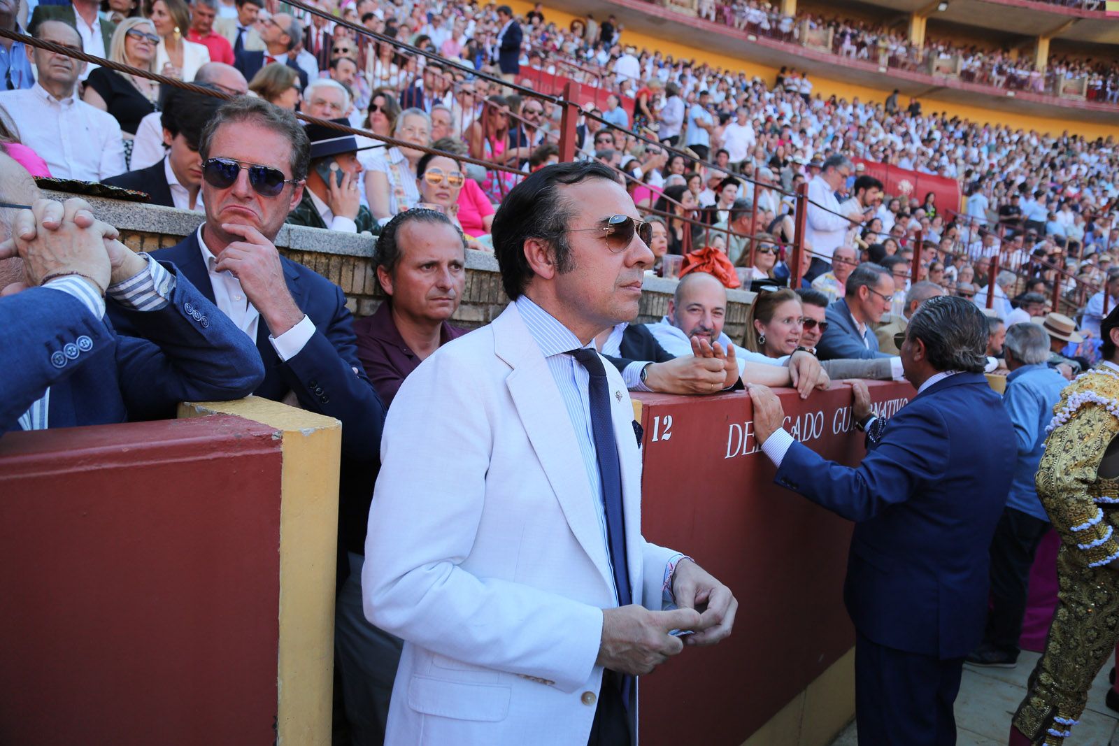 Román toma la alternativa y la puerta grande se abre para Roca Rey y Ortega