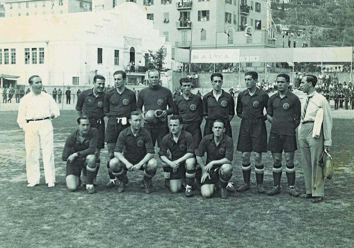 La alineación titular que dispuso la selección española frente a Brasil en el Mundial de 1934.