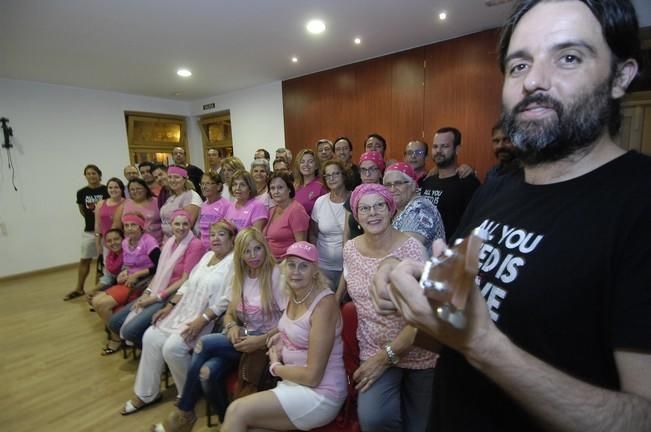 ASOCIACION CONTRA EL CANCER DE MAMA Y LA TROVA