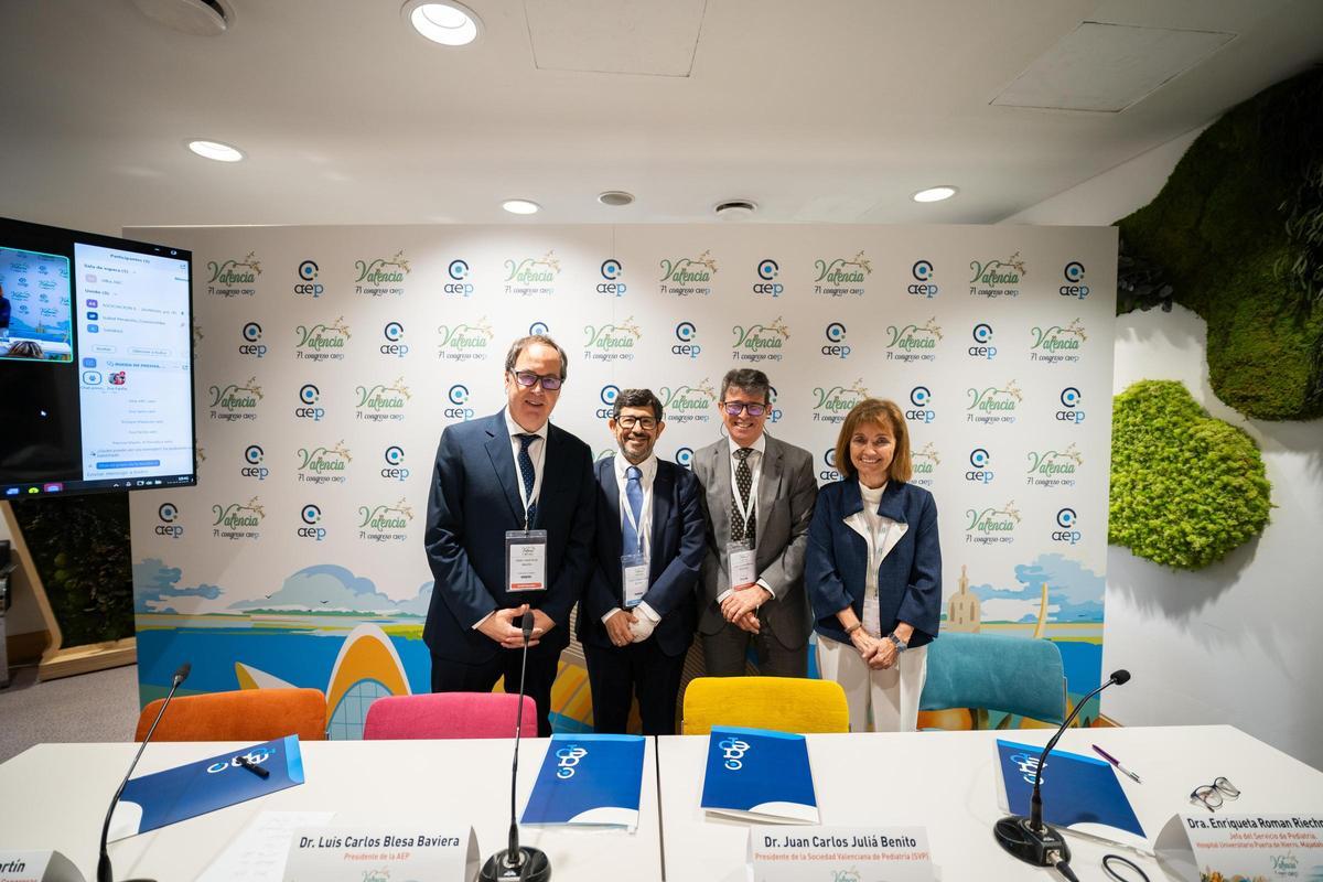 Rueda de prensa de presentación de Resia con Luis Carlos Blesa, Juan José Díaz, Juan Carlos Juliá y Enriqueta Roman.