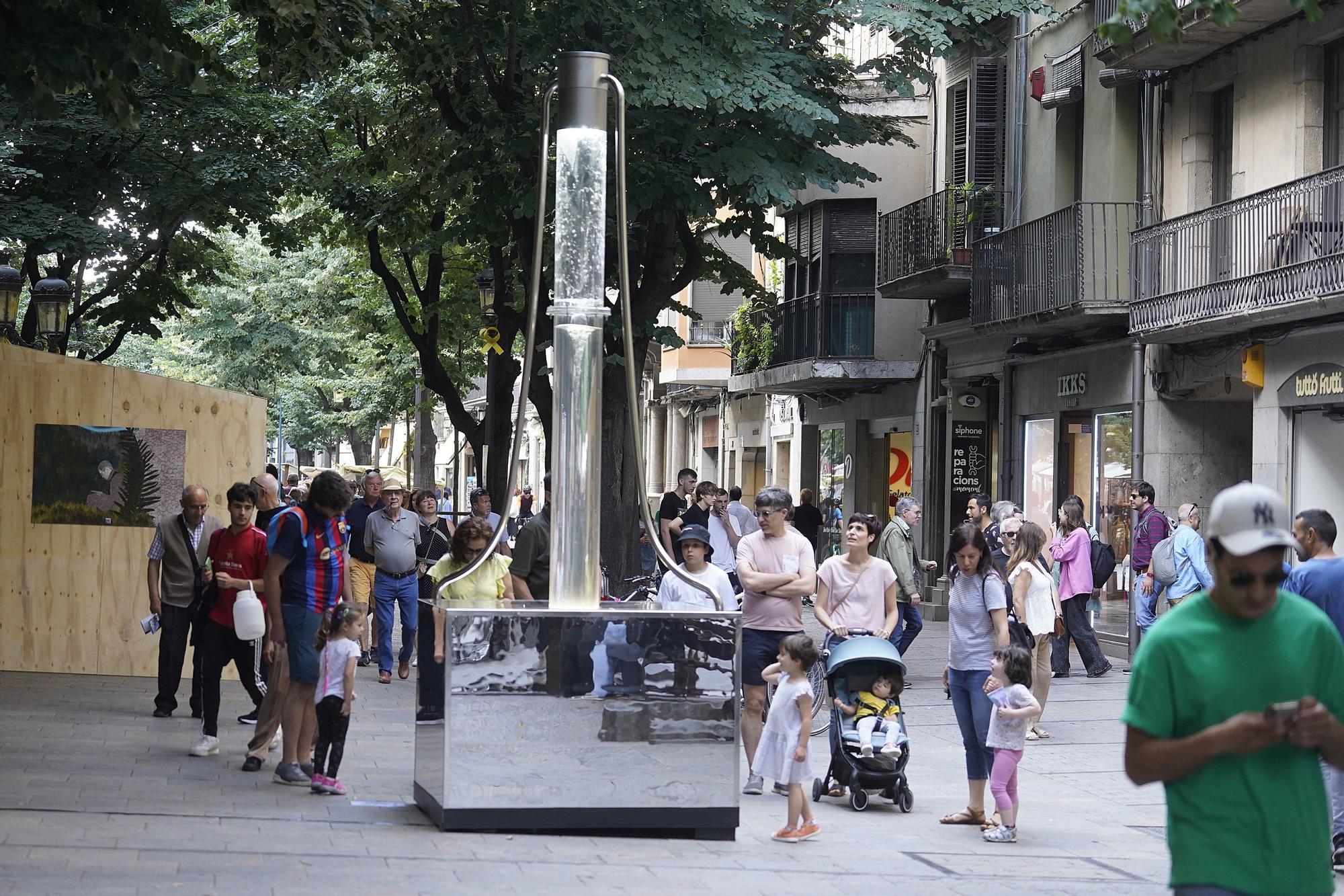 Girona es converteix en una galeria d’art contemporani a l’aire lliure per l'Inund'art