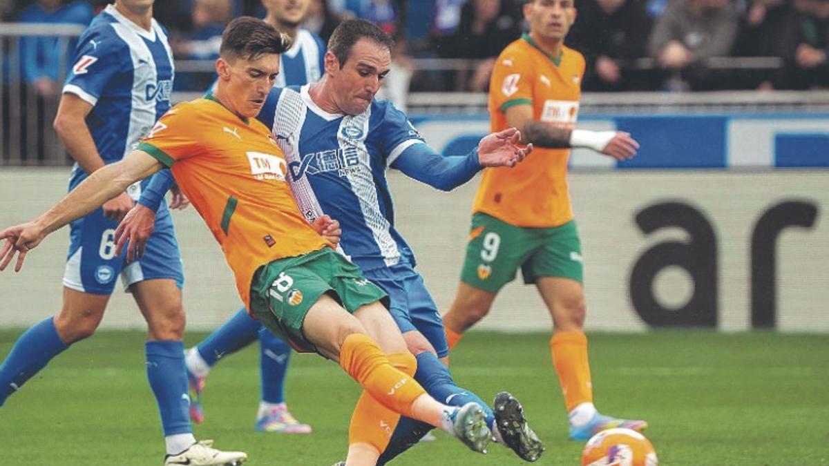 Imagen del partido de ayer entre el Alavés y el Valencia CF
