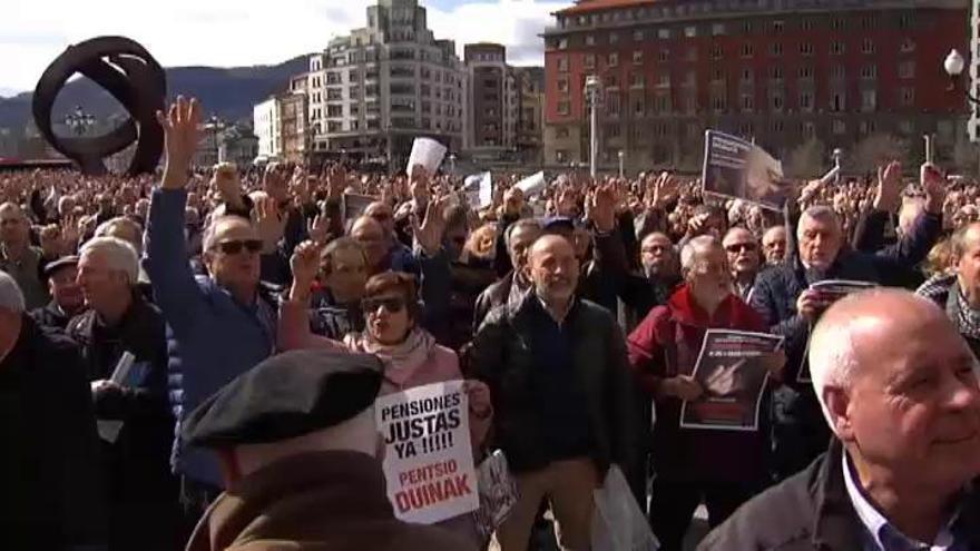 Continúan las protestas de los pensionistas