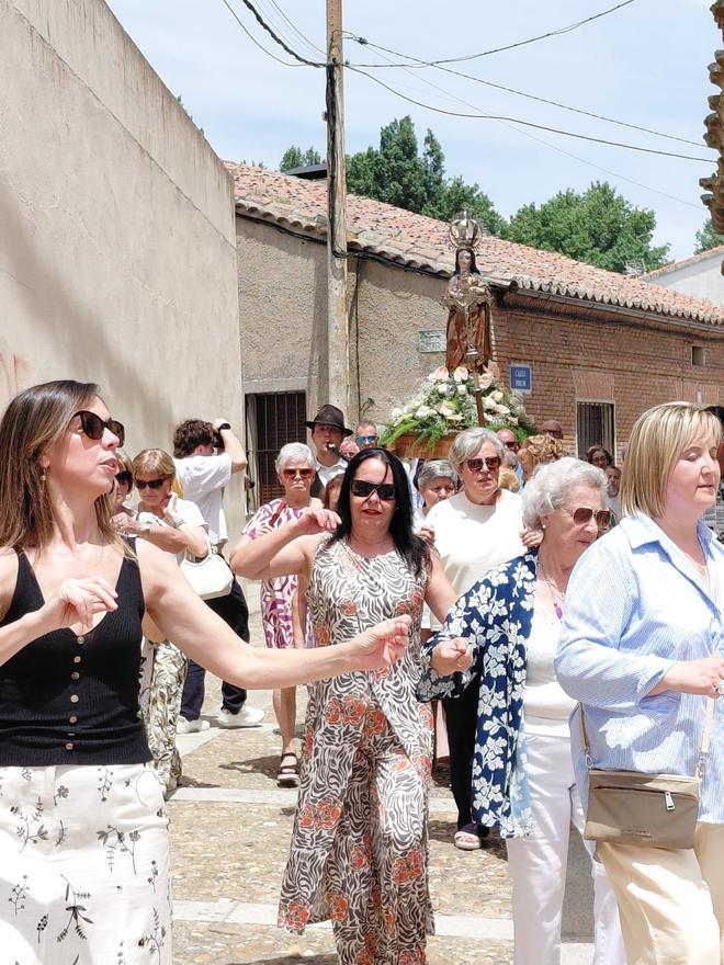 GALERÍA | Olmo de la Guareña brilla con la Virgen de la Paz