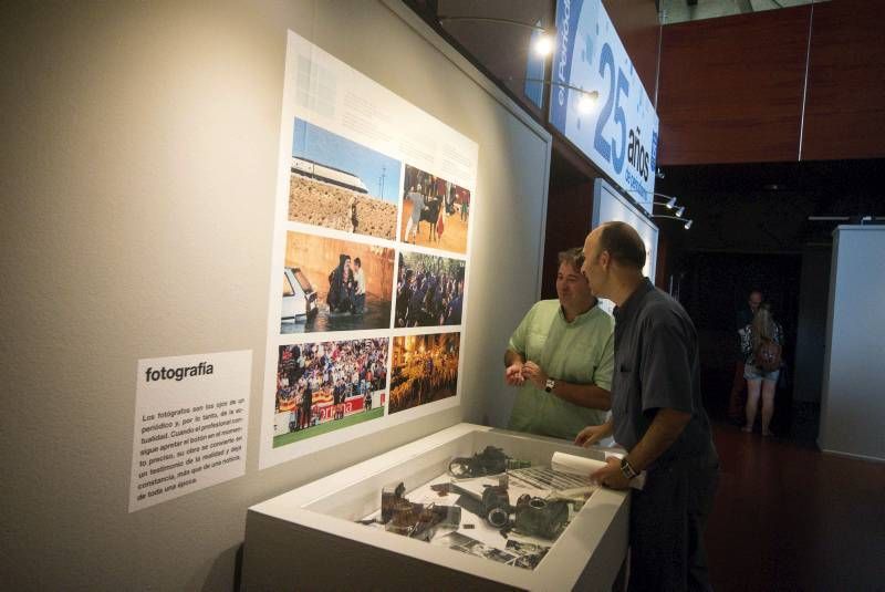 Fotogalería de la inauguración de la exposición de los 25 años del diario