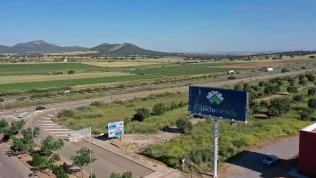 Parcela para la construcción de una fábrica de cátodos en Expacio Mérida.