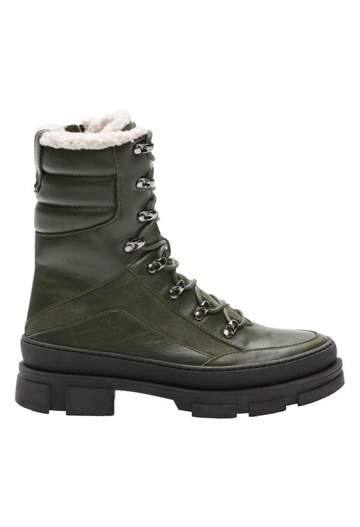 Las botas militares