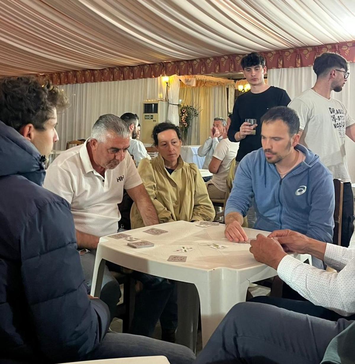 Imagen de una de las partidas que se disputaron en el Restaurant Binicomprat de Algaida
