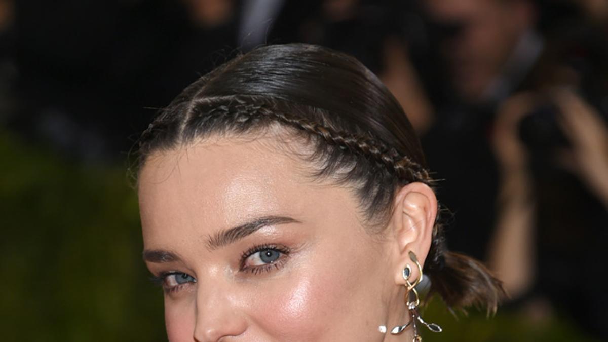 Los labios oscuros de Miranda Kerr