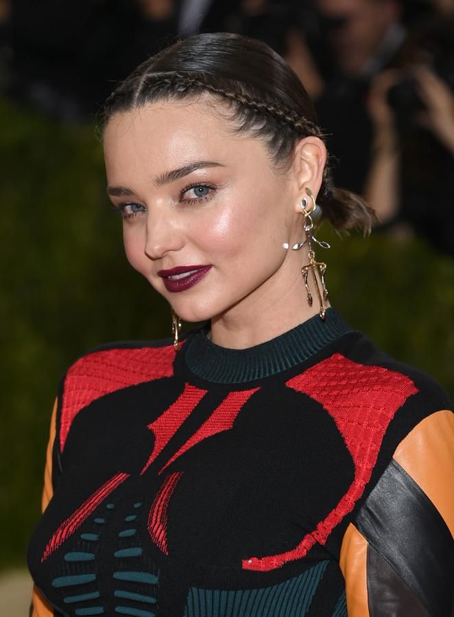 Los labios oscuros de Miranda Kerr