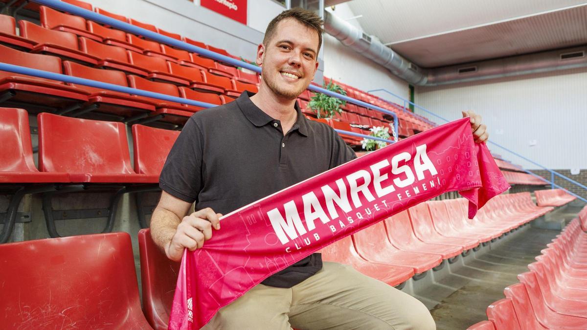 Adrià Martínez vol que el seu equip jugui un bàsquet "alegre i que enganxi l'afició"