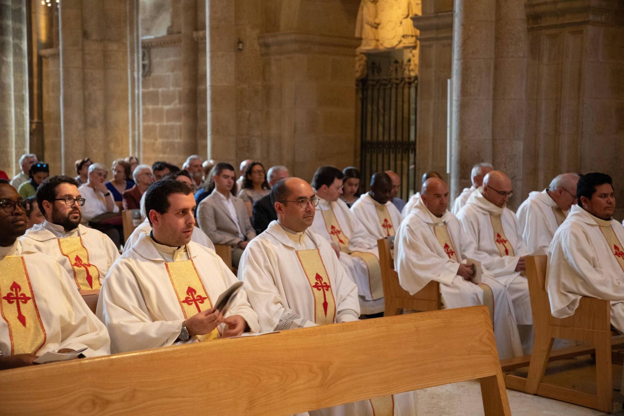 Ordenación de dos nuevos diáconos en la Catedral