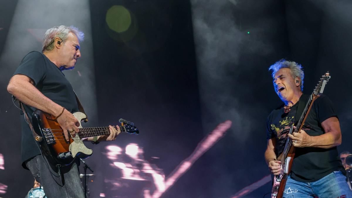 Hombres G en concierto.