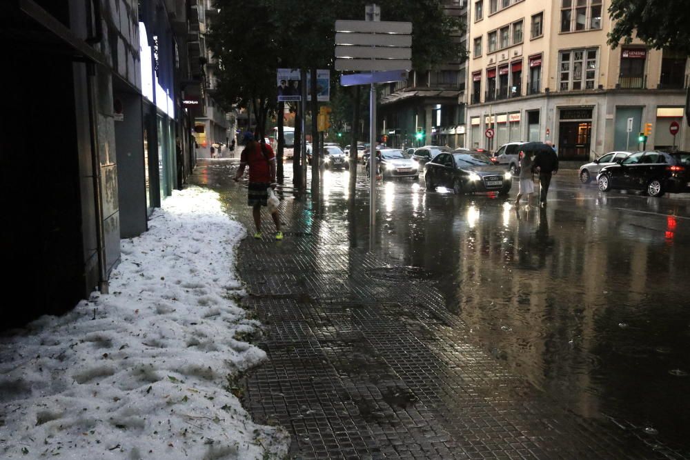 Tromba d'aigua a la ciutat de Girona