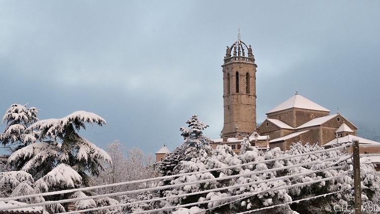 La neu deixa postals blanques al Moianès