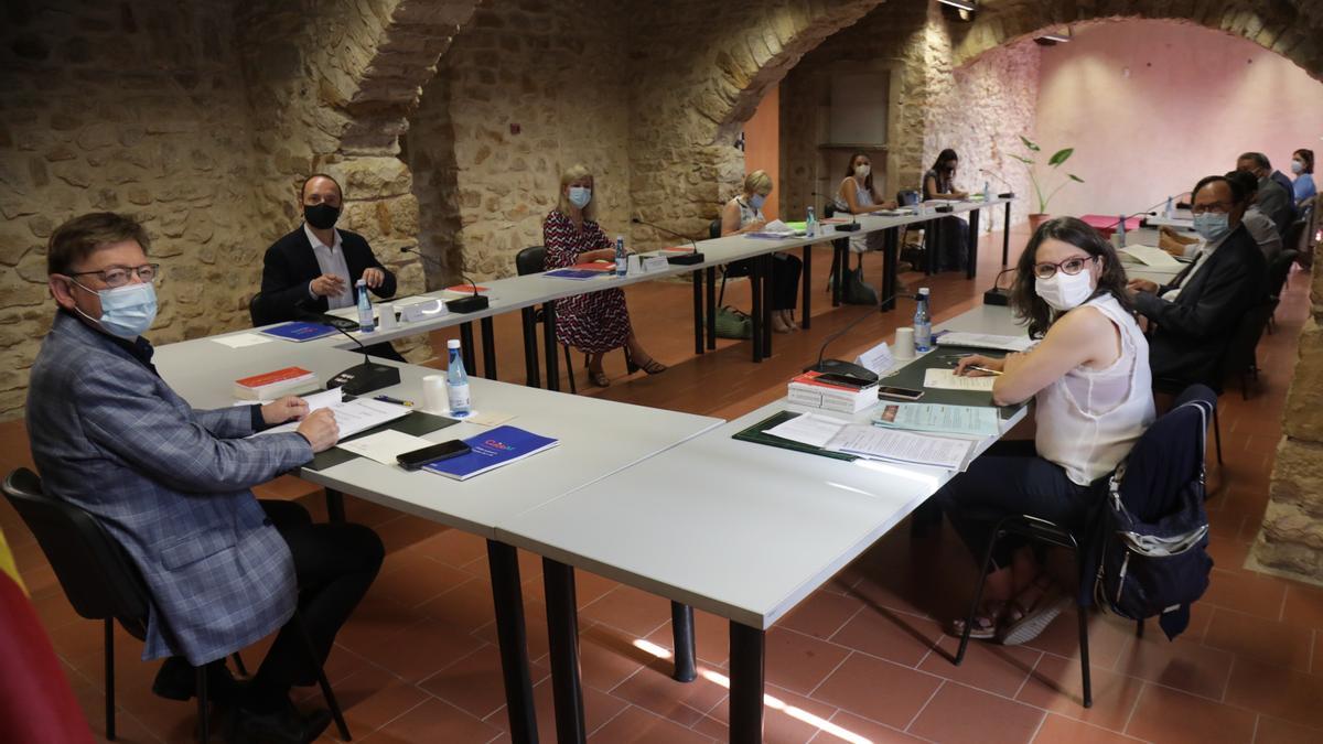 Momento del pleno del Consell celebrado ayer en Albocàsser