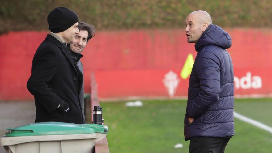 Por la izquierda, David Guerra, Gerardo García y Miguel Ángel Ramírez, durante un entrenamiento en Mareo. | Juan Plaza