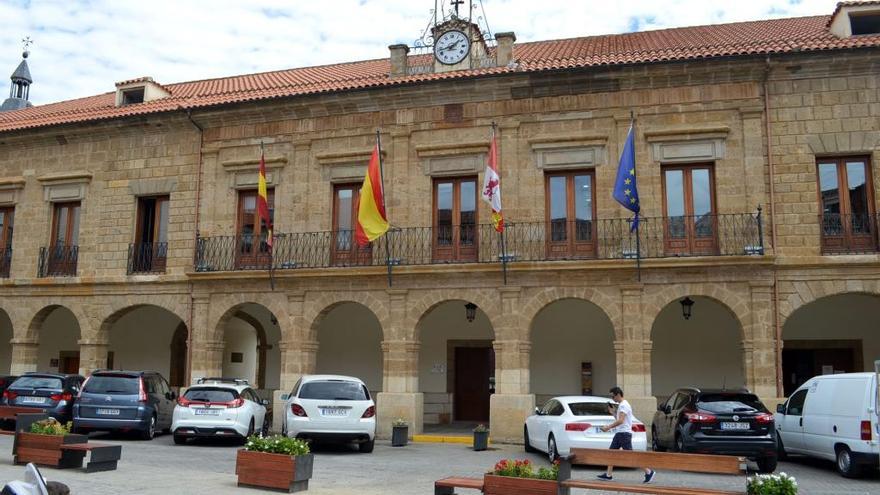 Fachada del Ayuntamiento de Benavente.