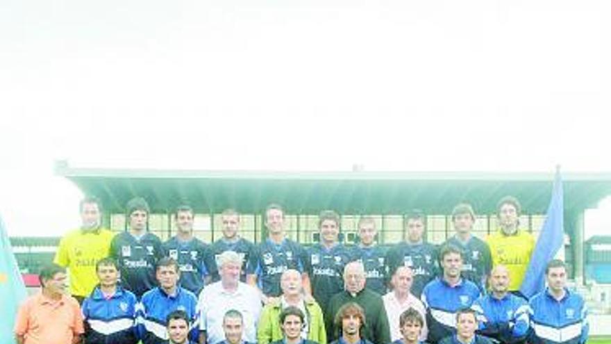 La plantilla del Marino, durante la presentación de la pasada temporada.