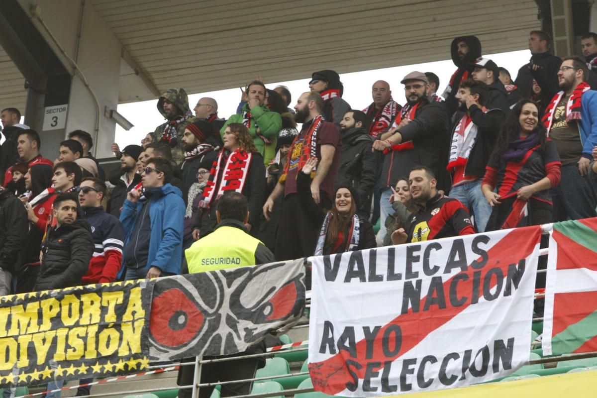 La afición cordobesista fuera y dentro del campo