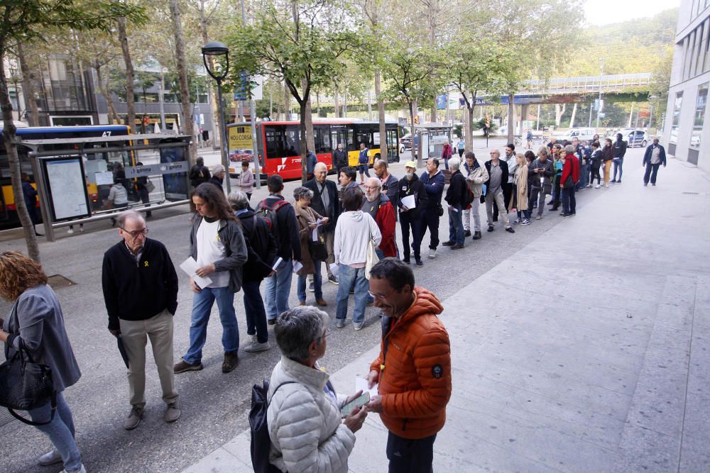 Tensió als jutjats de Girona quan més de 100 persones s'han volgut «autoinculpar»