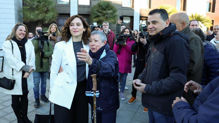 Ayuso equipara los altercados en la Complutense con las que organizaba Herri Batasuna: &quot;Quizás lleve la falda muy corta&quot;