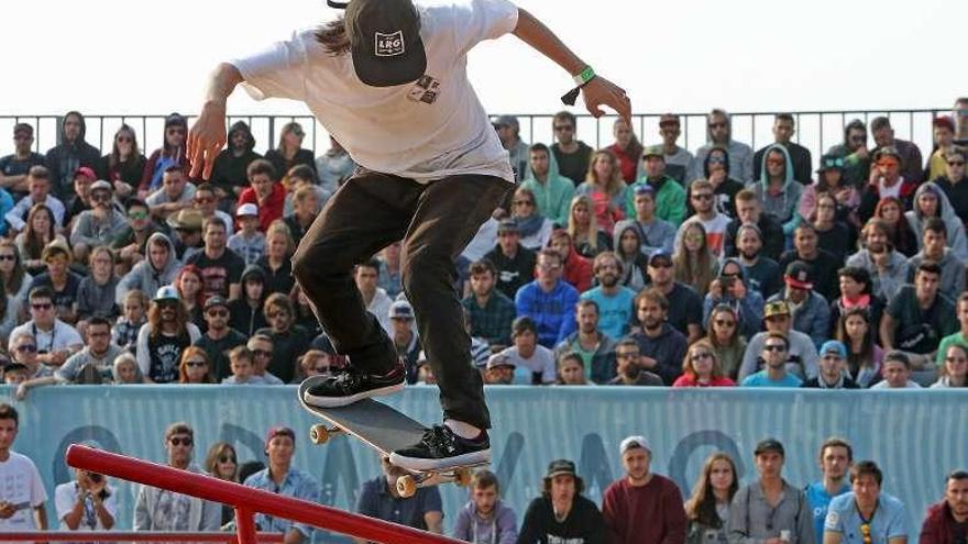 Joan Galcerán, en la final de &quot;skateboarding&quot;. // Marta G. Brea