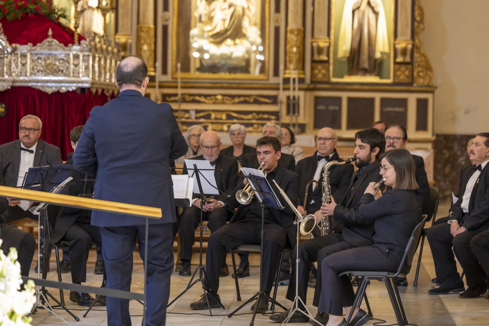 José Hódar ofrece un pregón de la Semana Santa para el recuerdo