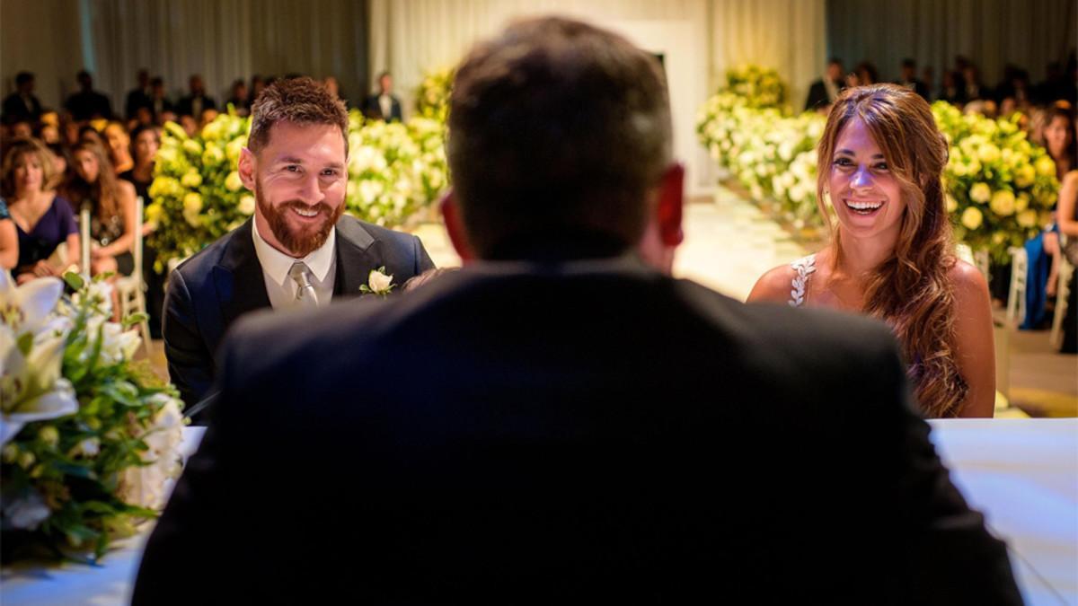 Leo Messi y Antonela Roccuzzo durante su boda en Rosario (Argentina)