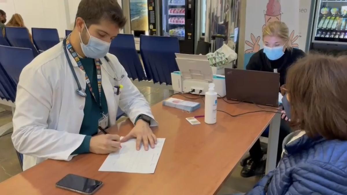 Más de un centenar de usuarios han participado en la campaña de detección precoz de Arritmias en el Hospital Clínico