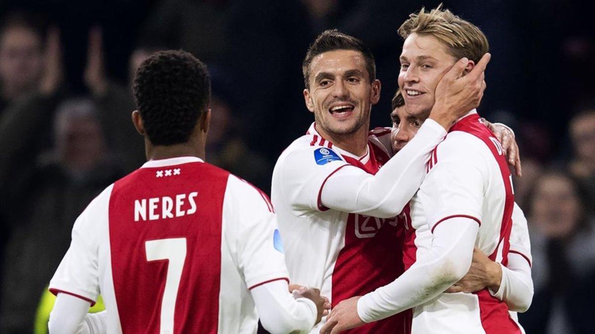 Frankie de Jong viene de marcar en liga este fin de semana ante el Willem II