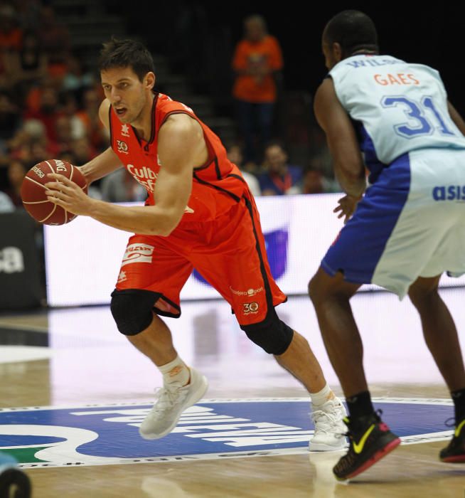 Las mejores imágenes del Valencia Basket - Estudiantes de pretemporada