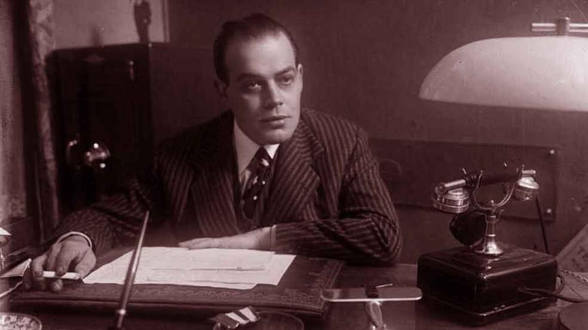 Josep Suñol en el despacho que tenía en el diario La Rambla, del que fue su impulsor