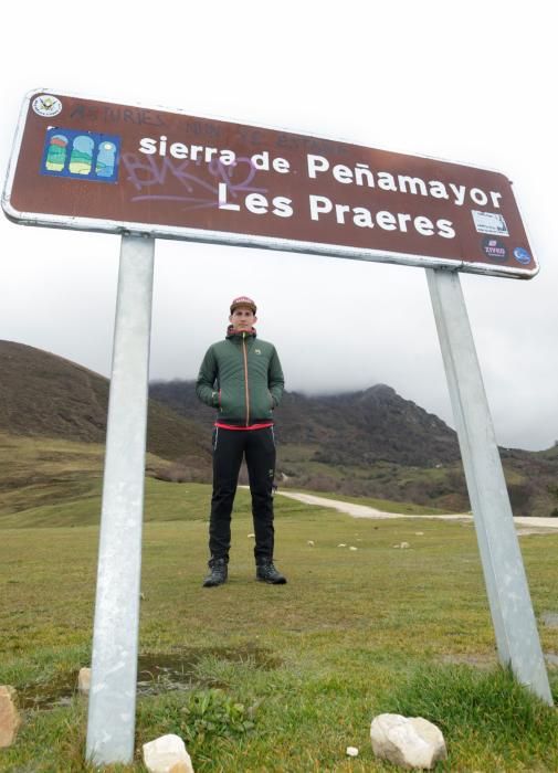 Subida de reconocimiento al final de la etapa de la Vuelta a España en Nava