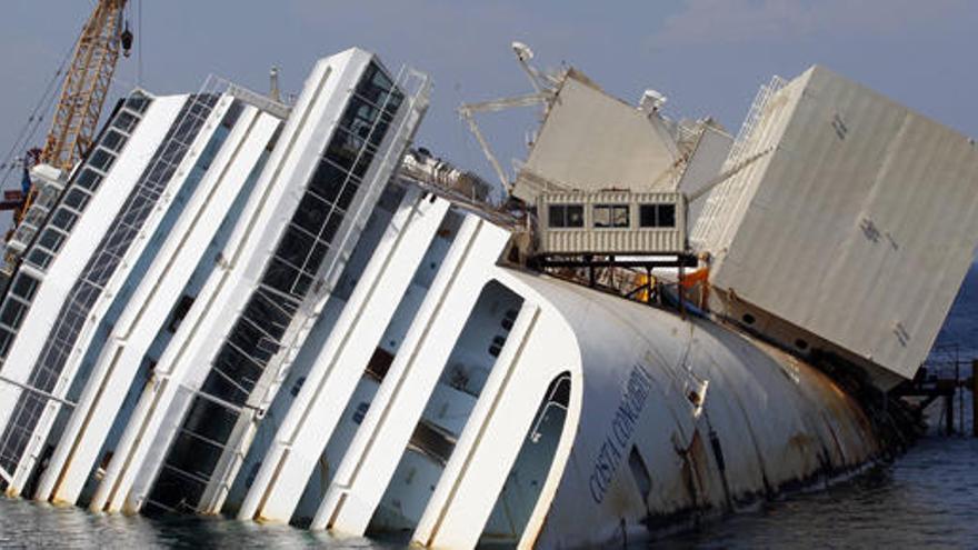 Imagen del naufragio del Costa Concordia.