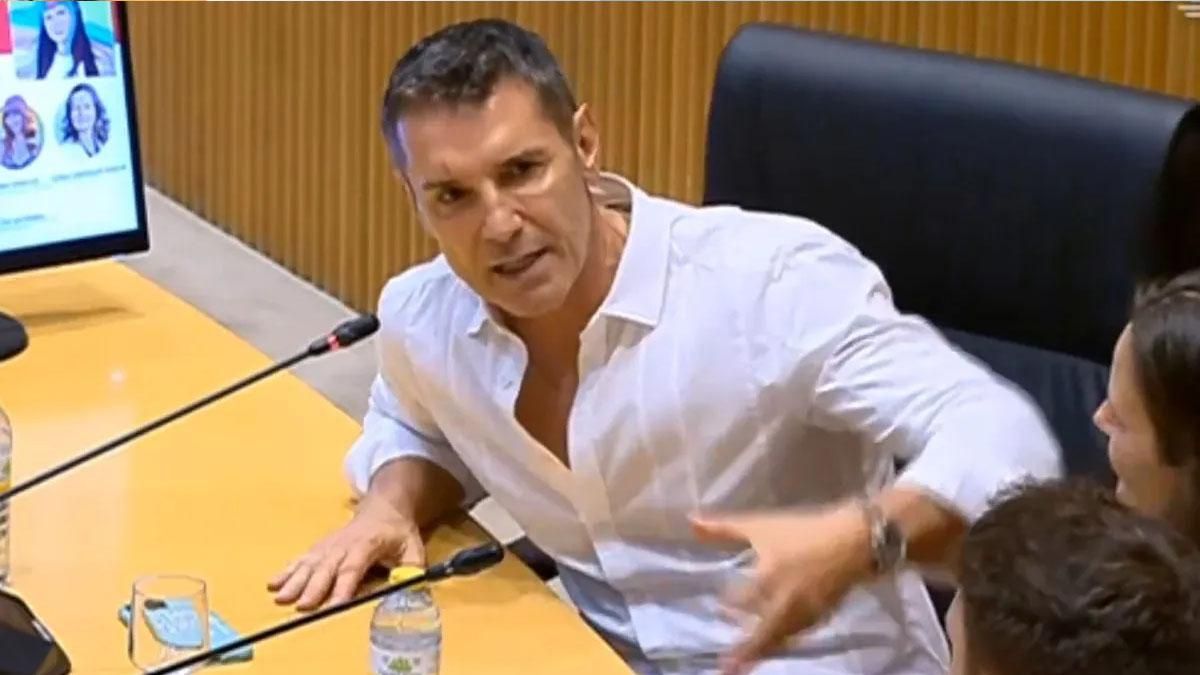 Jesús Vázquez en el Parlamento