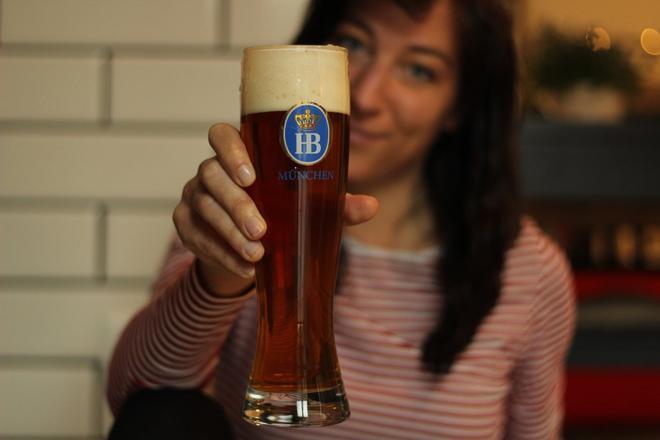 Cervecería Hofbrauhaus, alternativa al Oktoberfest