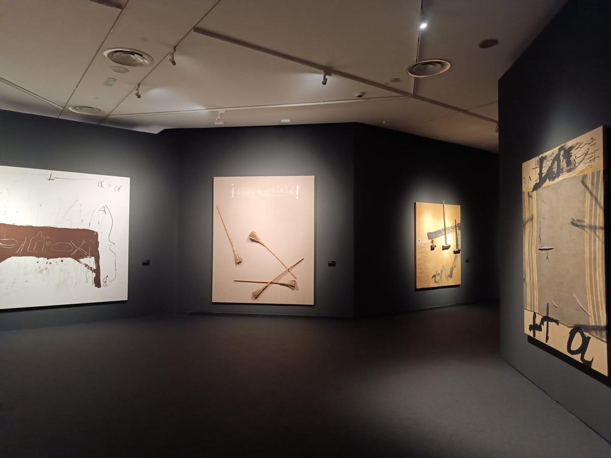 La Fundación Bancaja inaugura la exposición 'Tàpies: Última década 2002-2012'